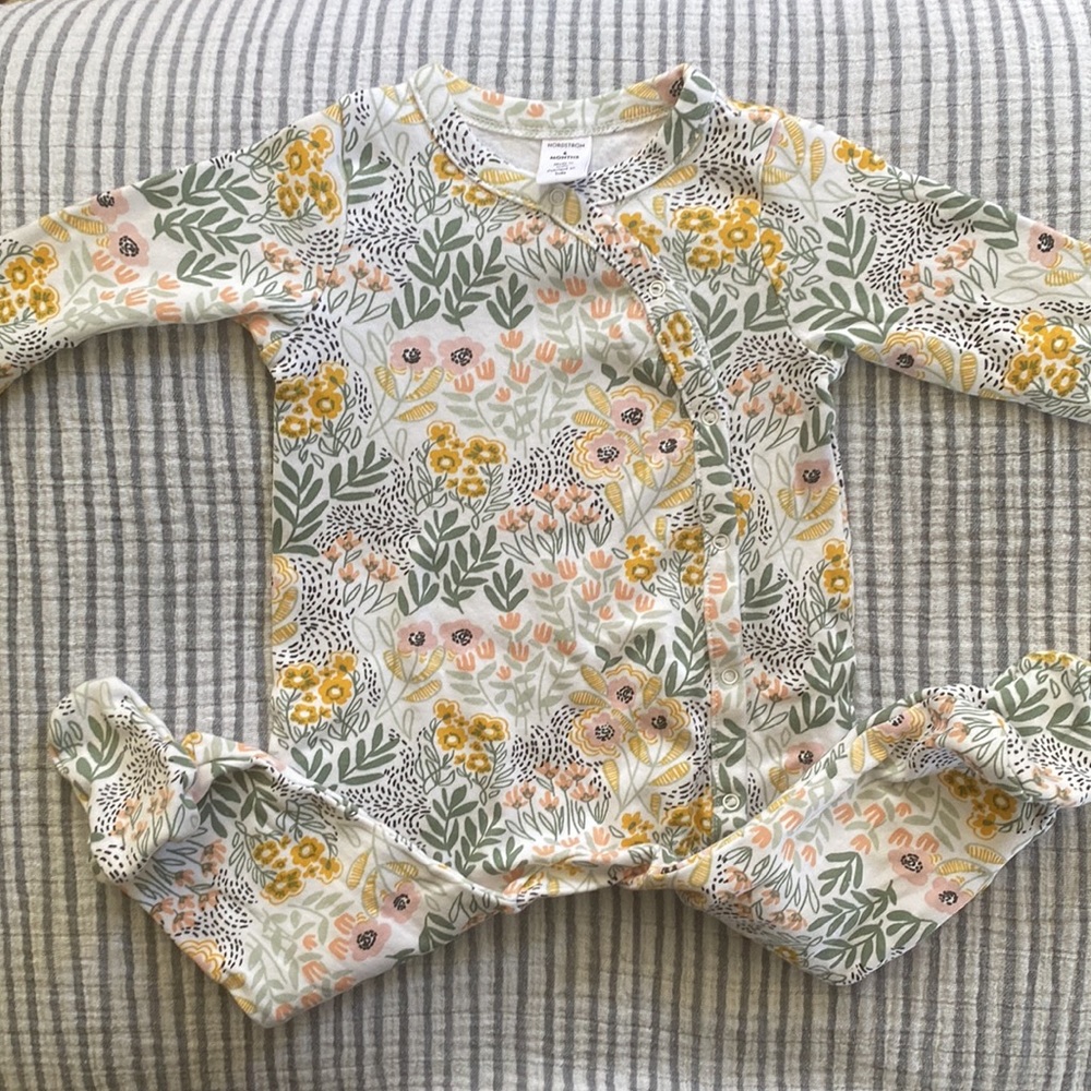 Nordstrom floral button up footies - like new!